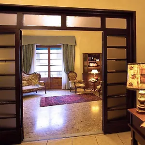 Old Bed & Breakfast Firenze