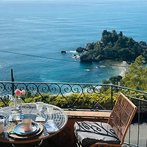  Bed & Breakfast La Bergerie