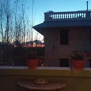 ** Bed & Breakfast Albaro Italy